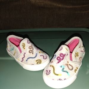 Cat & Jack Little Girls Mady Slip on Canvas Sneakers school Size 5 No Box.